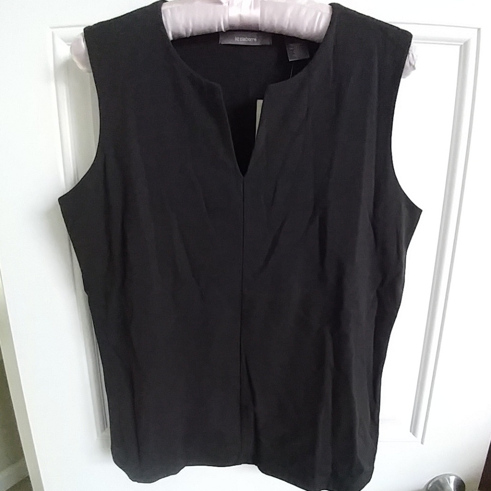 Liz Claiborne black v neck sleeveless M career